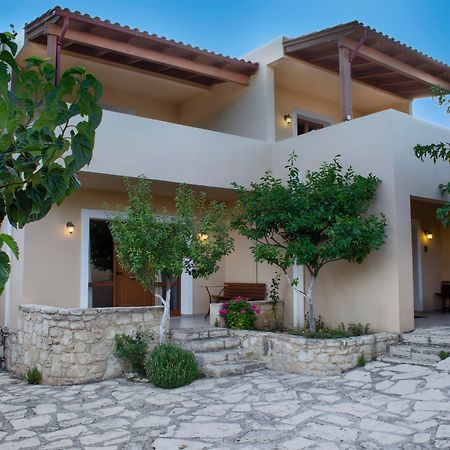 Earino Apartment Kato Asites ภายนอก รูปภาพ