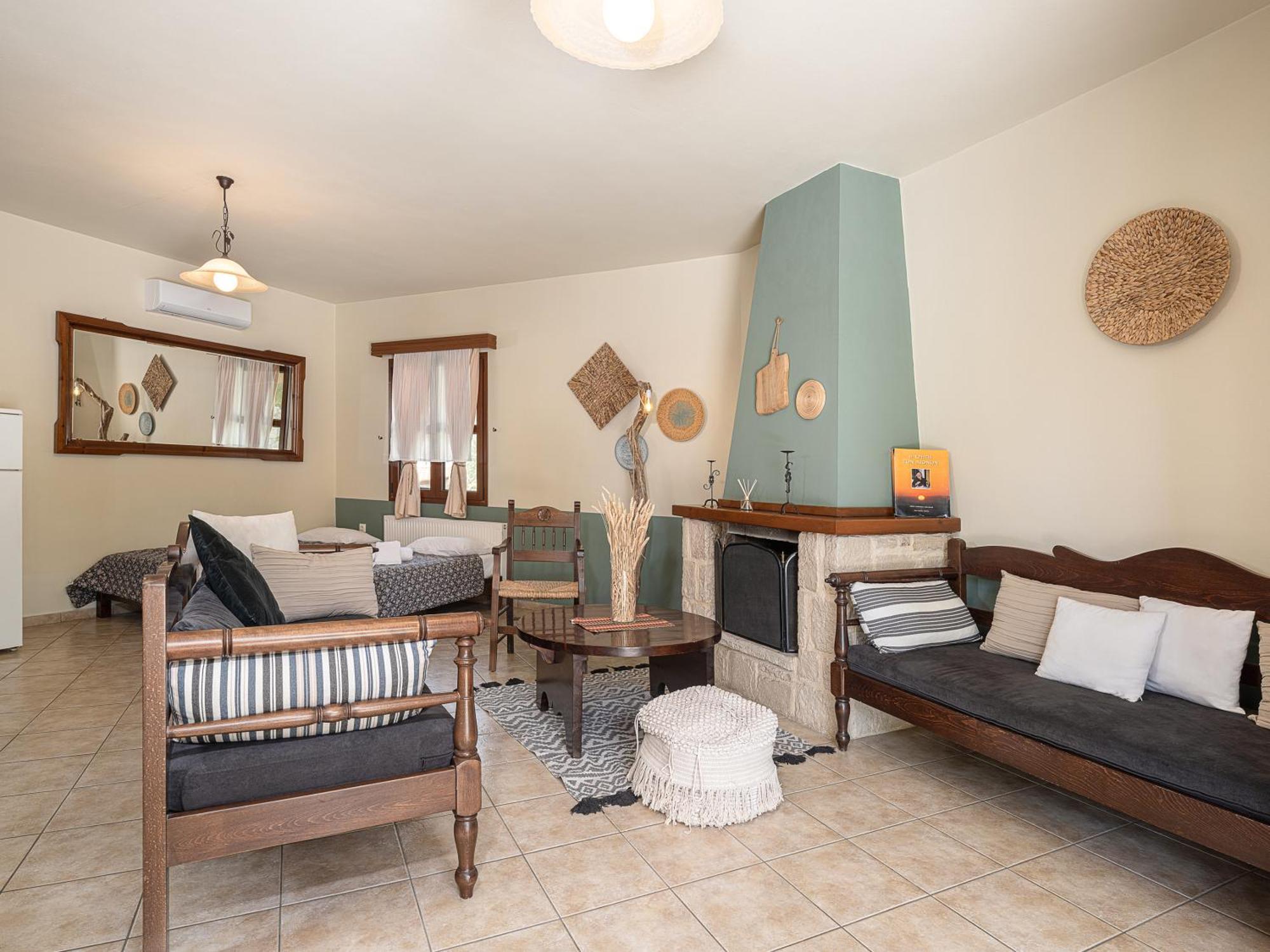Earino Apartment Kato Asites ภายนอก รูปภาพ